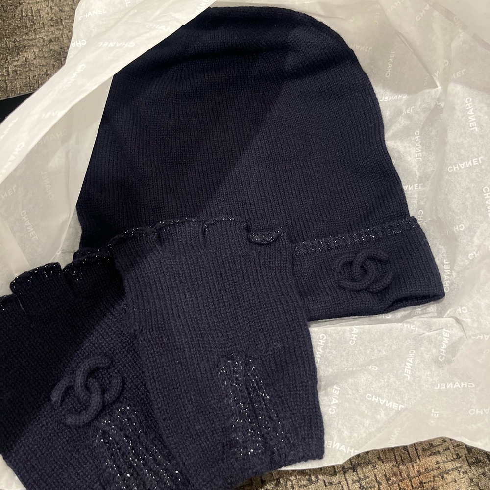 Chanel cashmere gloves and beanie